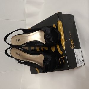 Fioni Night Jeana Heels Black size 6.5